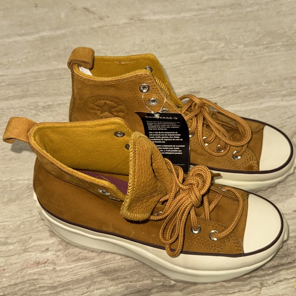 Brand New with Tags Nubuck suede CONVERSE size 6.5 Men / 8 Women Cognac
